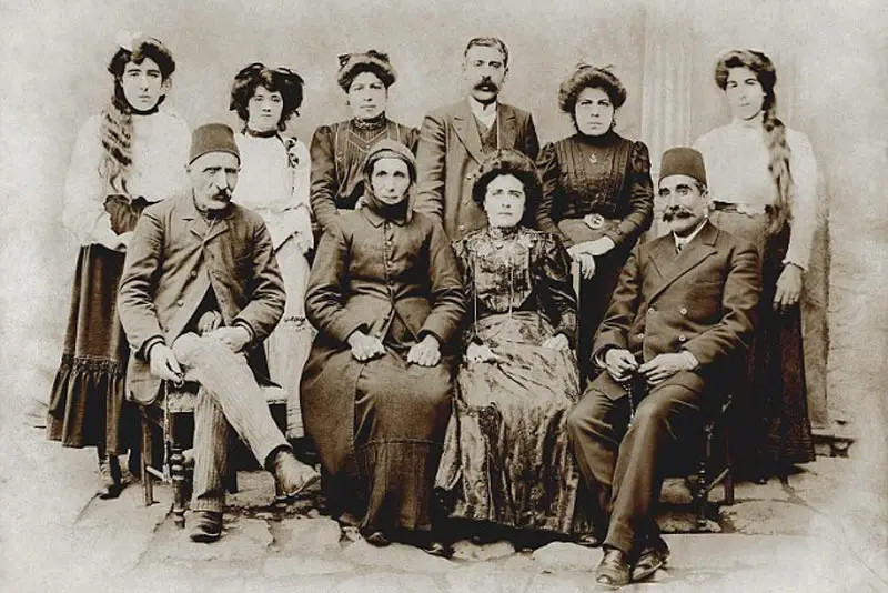 Kim Kardashian’s great great grandparents Hovhannes Miroyan and Luciag Chorbajian and their Family