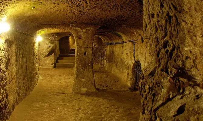 12,000 year old massive underground tunnels are real and stretch from Scotland to Western Armenia