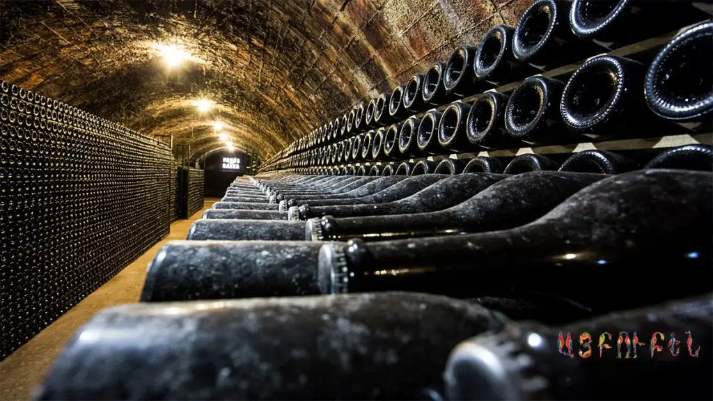 wine storage facility cave