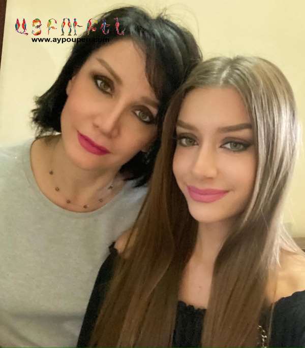 Miss Armenia with her mother