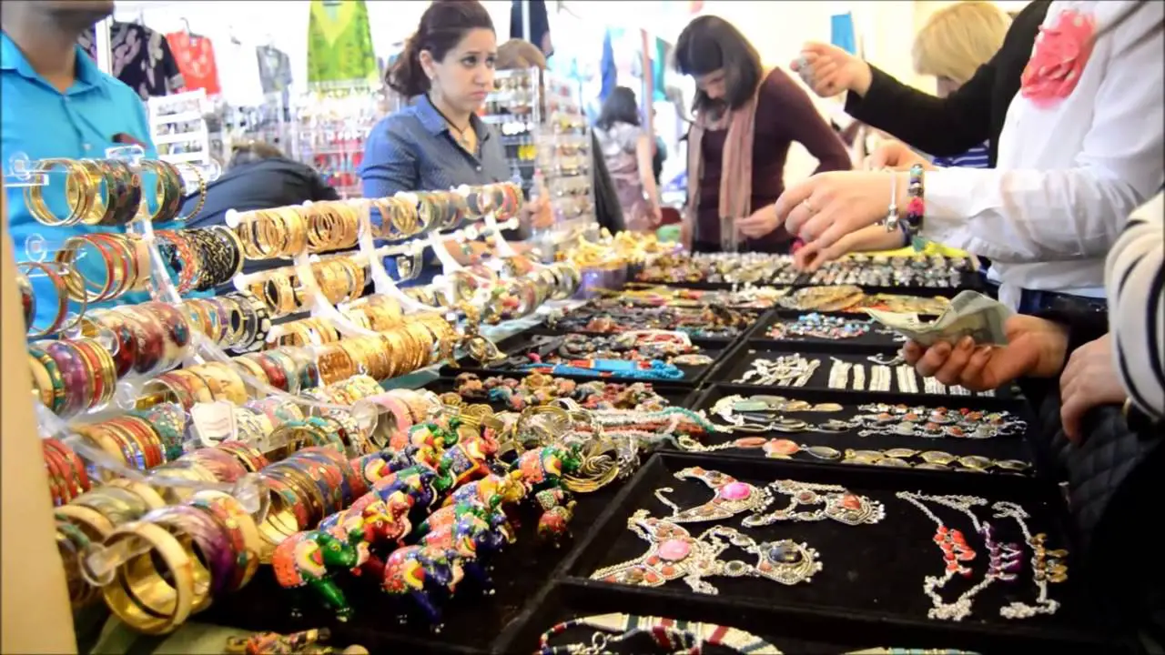 Yerevan Vernissage jewelry market